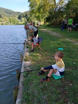 ribiško druženje za otroke na ribniku Brdinje (14)